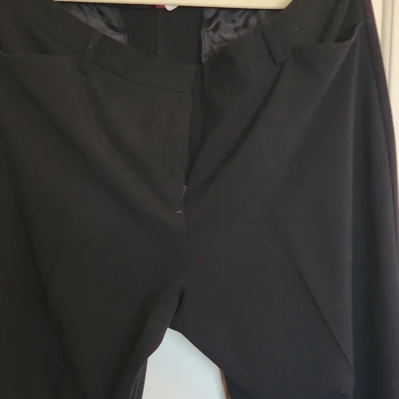 Women's 212 collection size 16 short - Picture 3 of 6